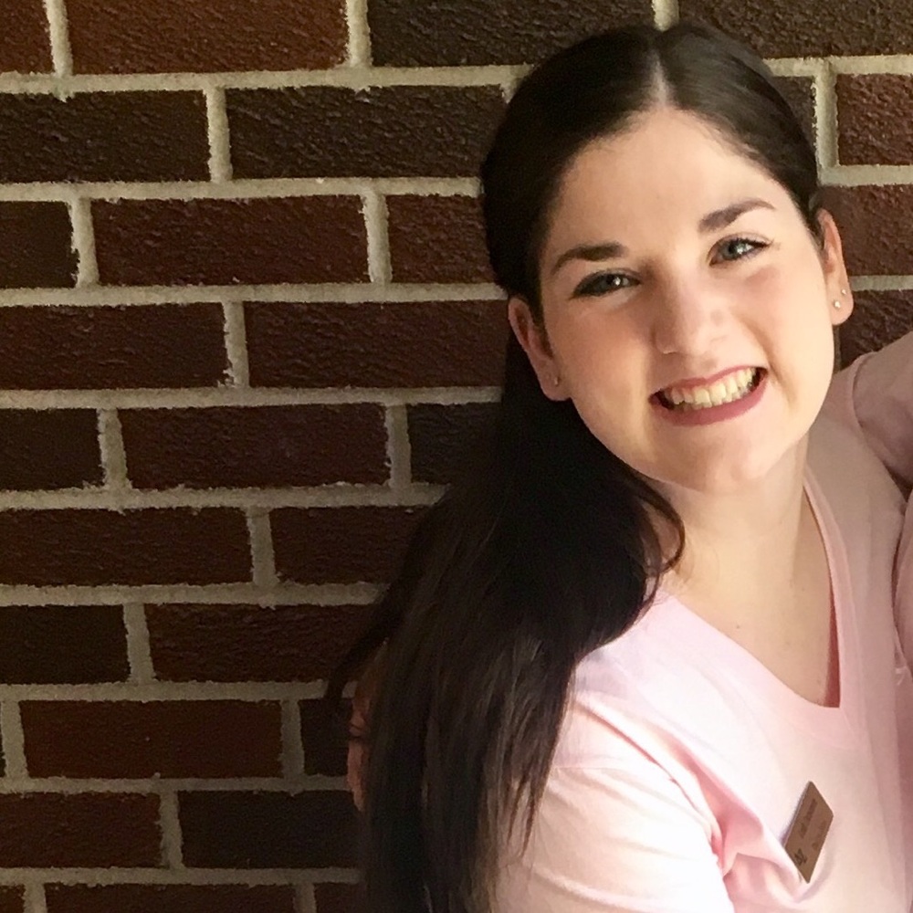 Meet your Posher, Leah